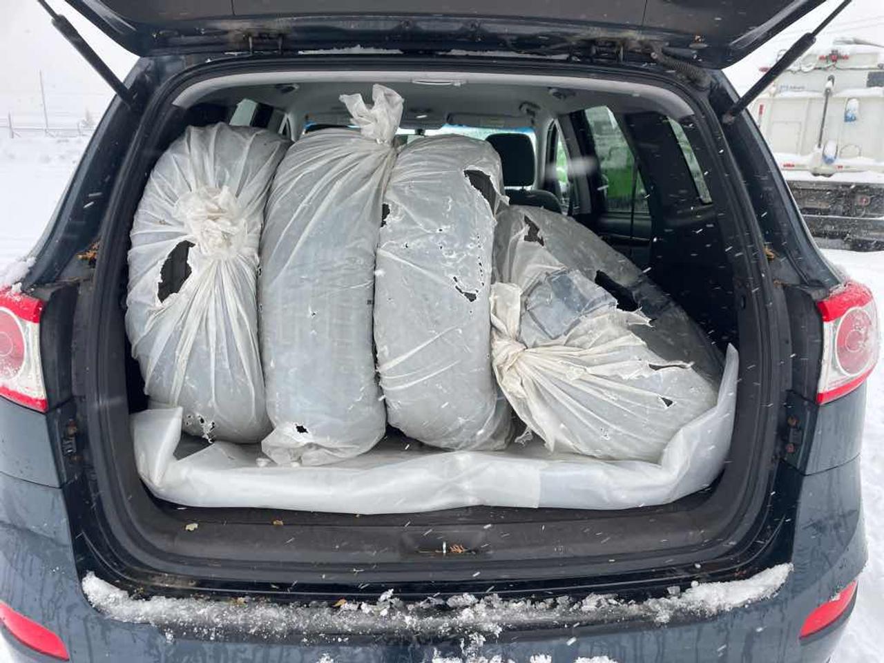 2011 Hyundai Santa Fe GLS Photo