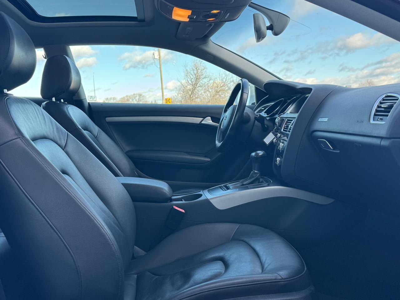 2015 Audi A5 Komfort **CLEAN CARFAX**CERTIFIED** - Photo #31