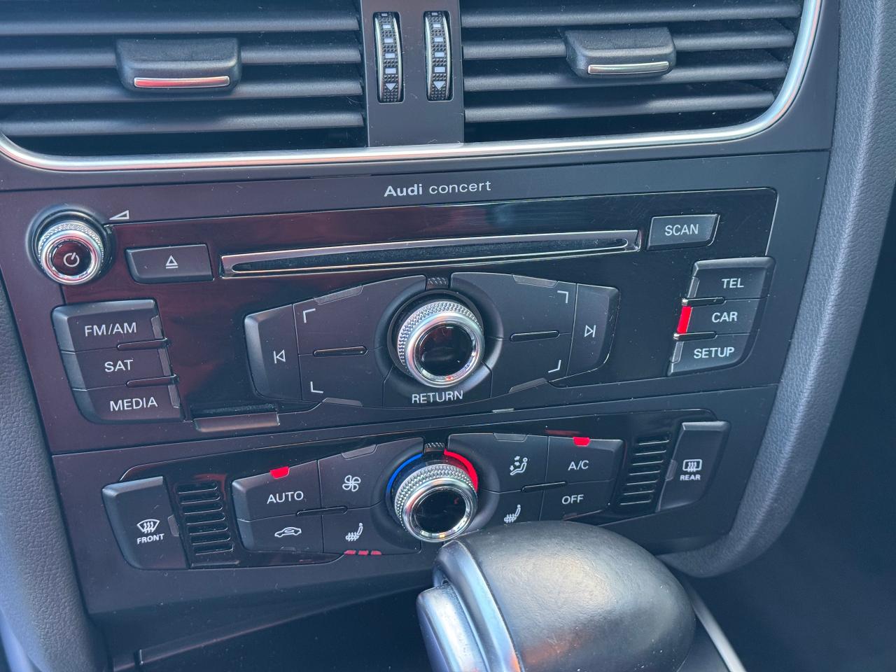 2015 Audi A5 Komfort **CLEAN CARFAX**CERTIFIED** - Photo #24