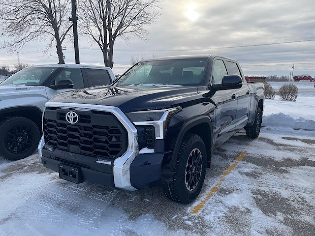 2026 Toyota Tundra TRD OFF ROAD CREWMAX LONGBOX Photo0