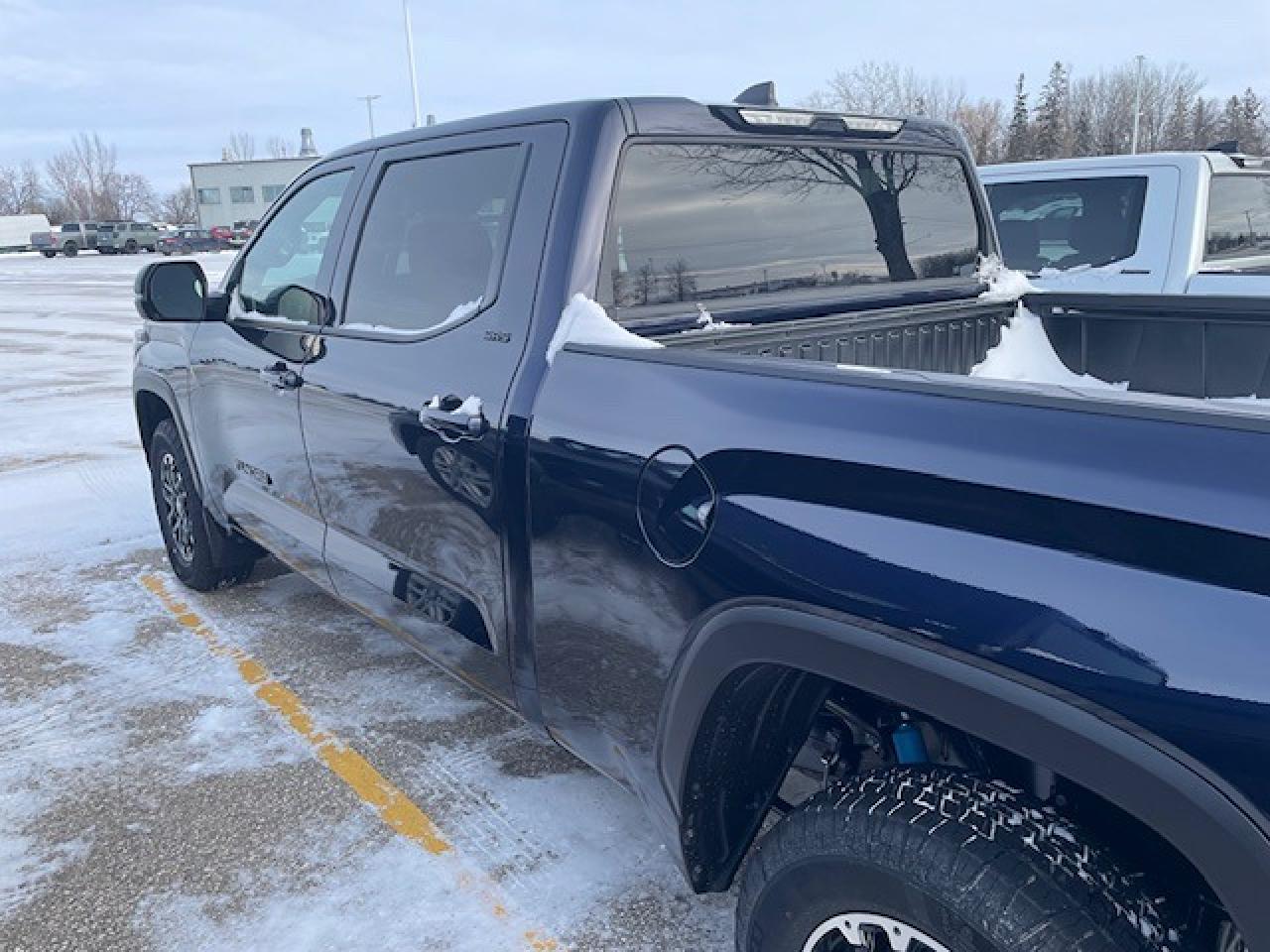 2026 Toyota Tundra TRD OFF ROAD CREWMAX LONGBOX Photo1