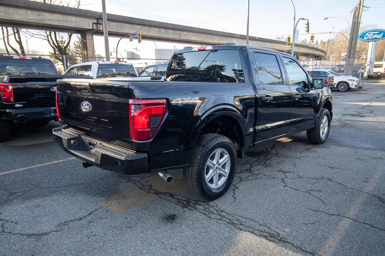 2026 Ford F-150 XLT 4WD SuperCrew 5.5' Box Photo4