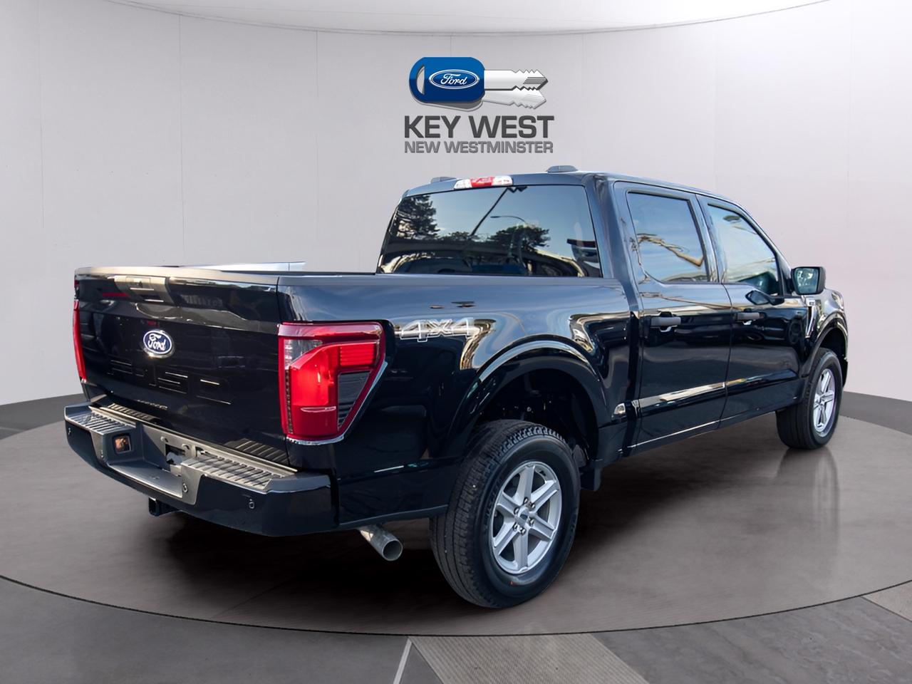 2026 Ford F-150 XLT 4WD SuperCrew 5.5' Box Photo4