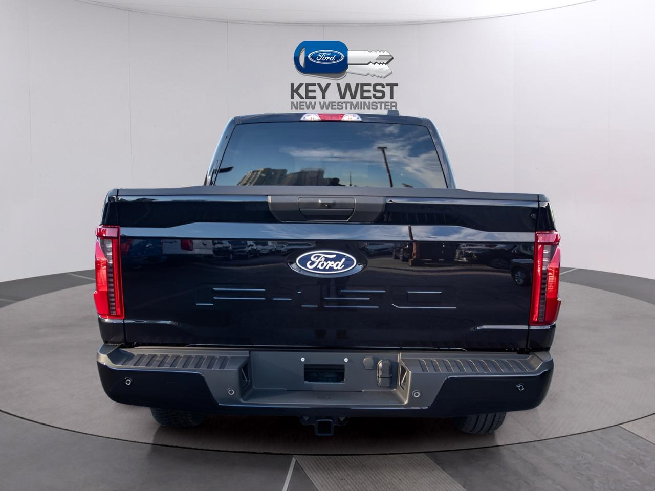 2026 Ford F-150 XLT 4WD SuperCrew 5.5' Box Photo2