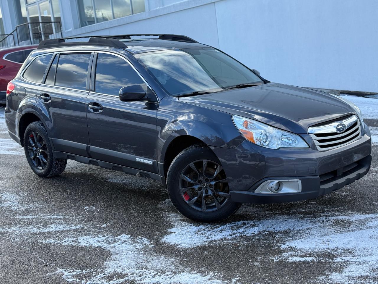 2011 Subaru Outback 4dr Wgn H4 Auto 2.5i Prem - Photo #3