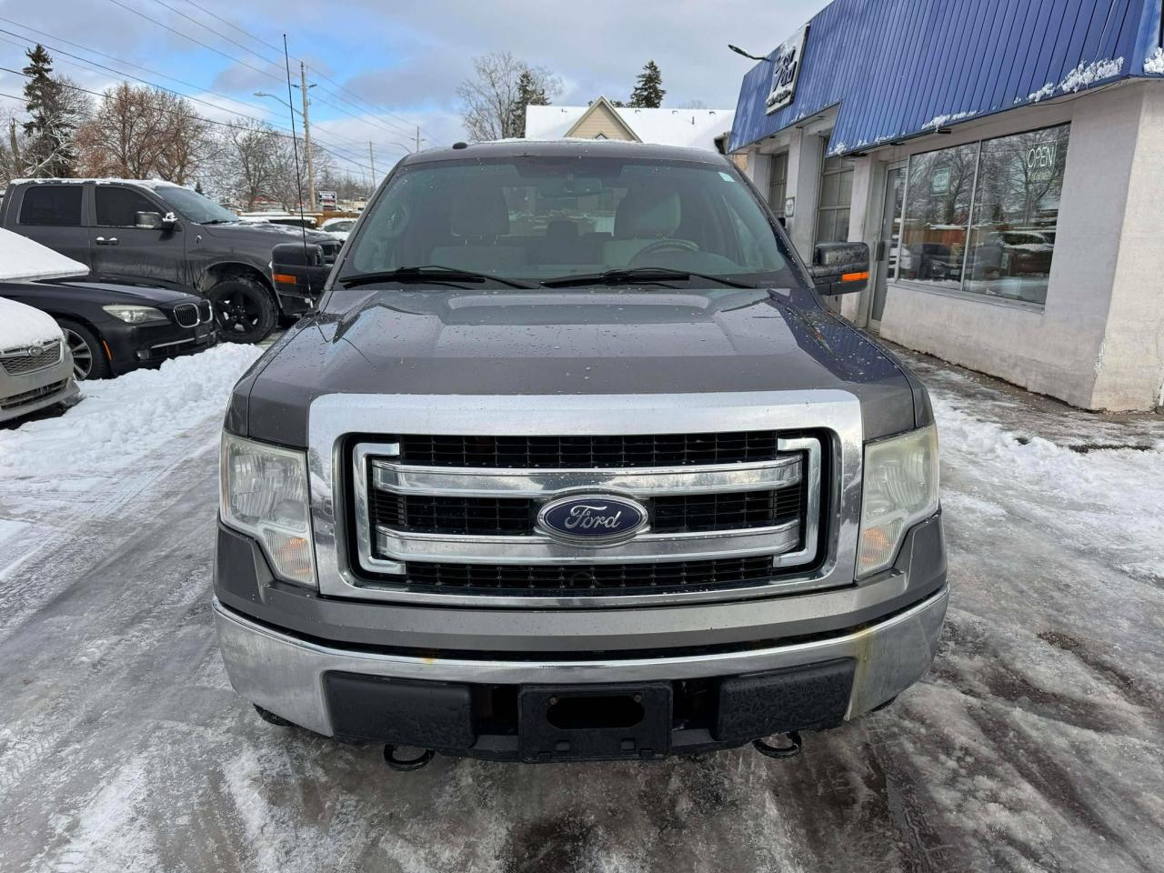 2013 Ford F-150 4WD SUPERCREW 145" XLT - Photo #2