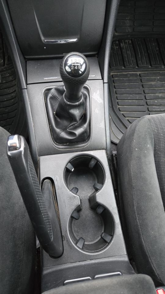 2005 Honda Accord 4dr LX-G Manual - Photo #11