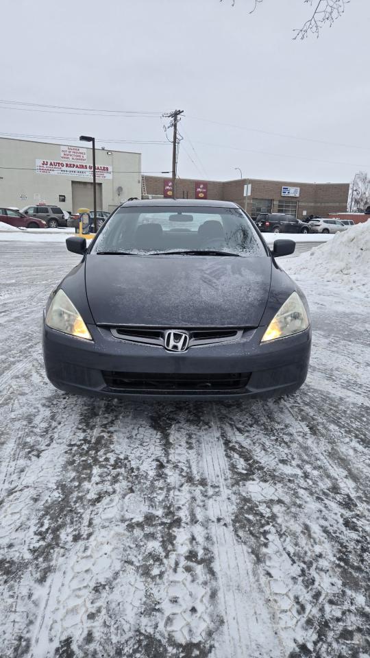 2005 Honda Accord 4dr LX-G Manual - Photo #5