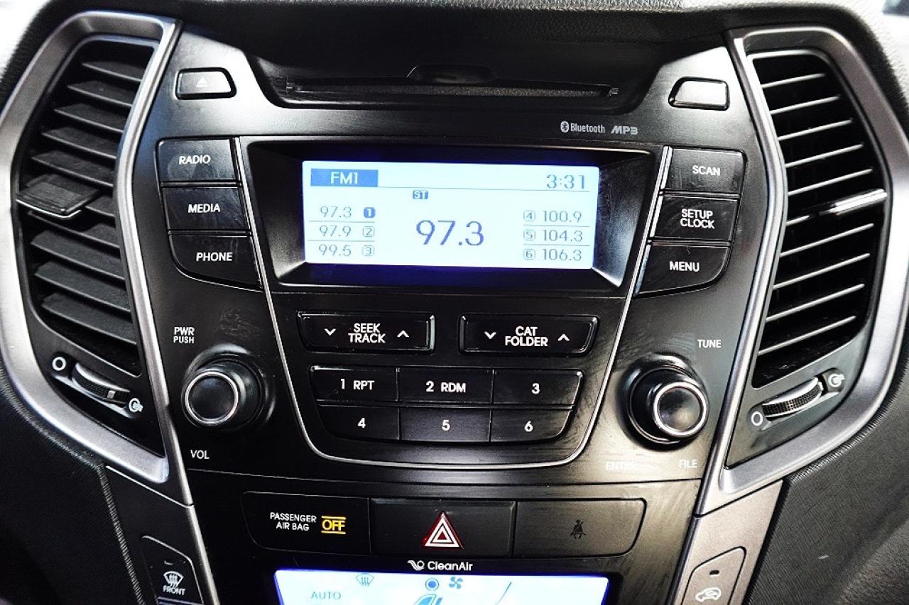 2014 Hyundai Santa Fe XL AWD, PREMIUM,NO ACCIDENT,LOW KM,7 PASS,XL - Photo #24