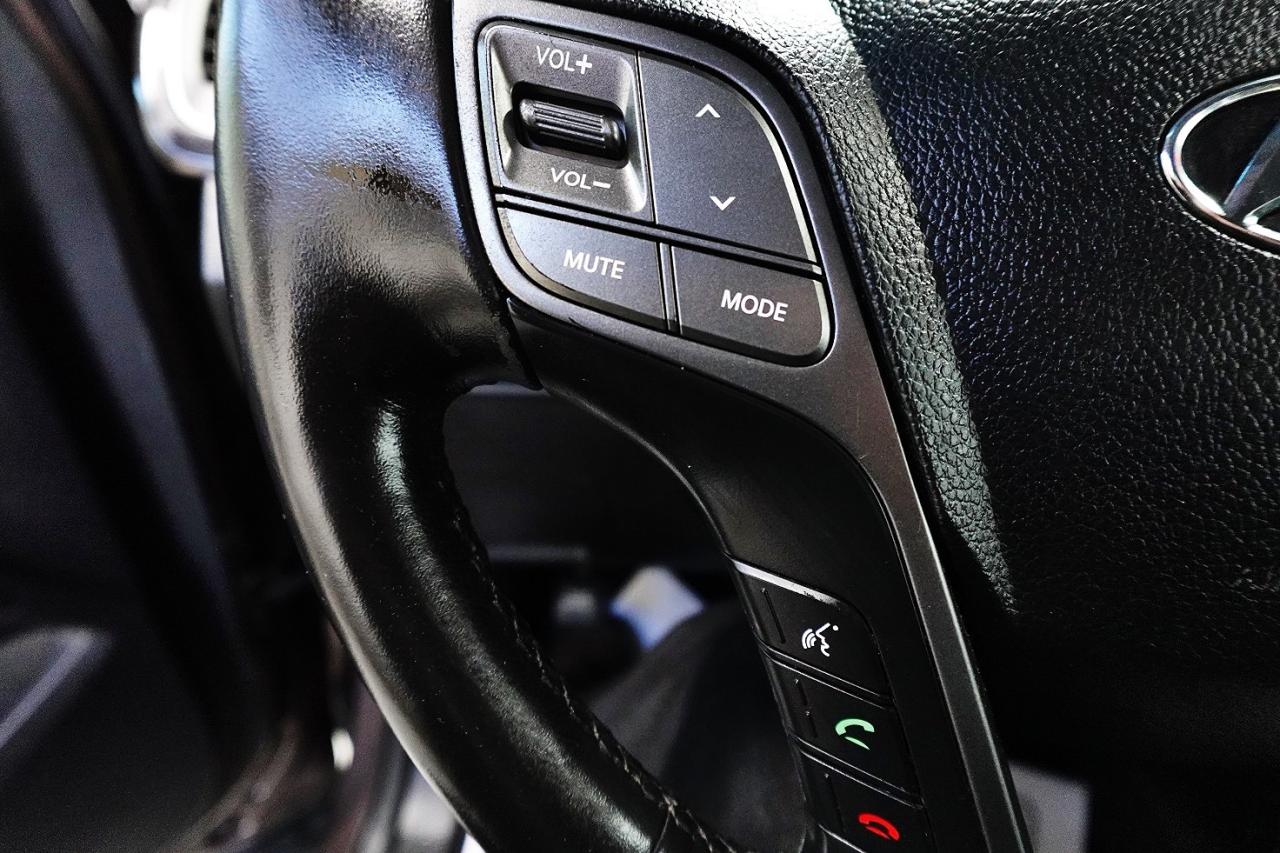 2014 Hyundai Santa Fe XL AWD, PREMIUM,NO ACCIDENT,LOW KM,7 PASS,XL - Photo #29