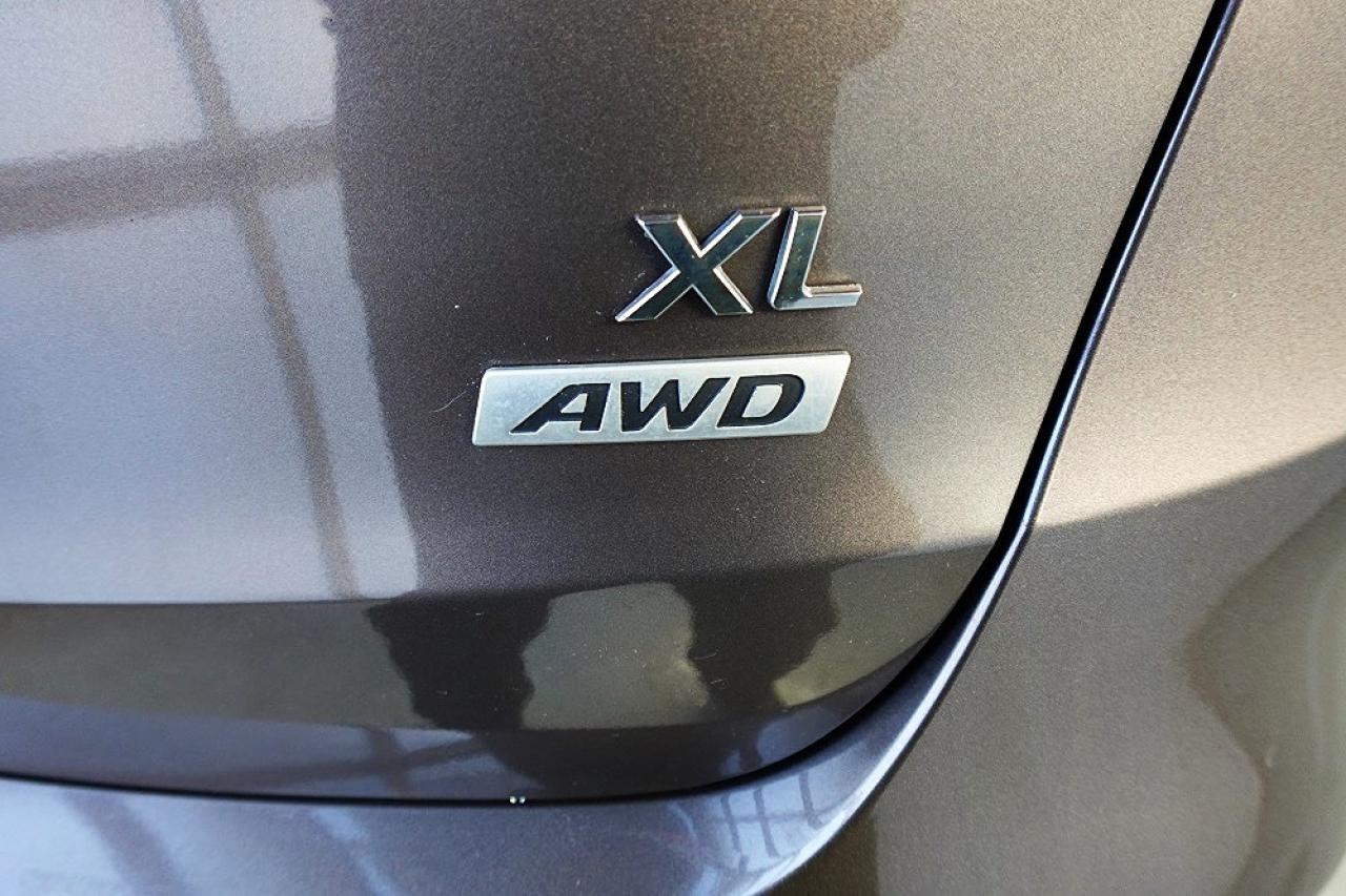 2014 Hyundai Santa Fe XL AWD, PREMIUM,NO ACCIDENT,LOW KM,7 PASS,XL - Photo #8