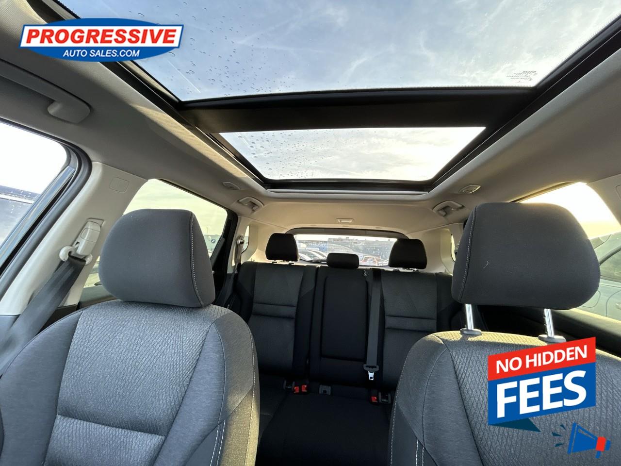 2025 Nissan Rogue SV MOONROOF Photo