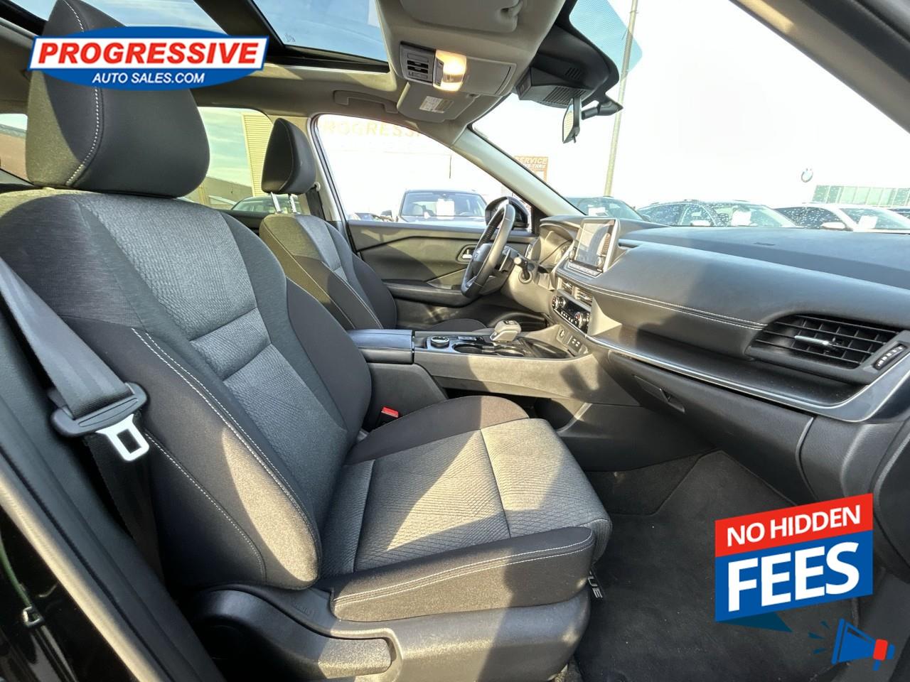 2025 Nissan Rogue SV MOONROOF Photo