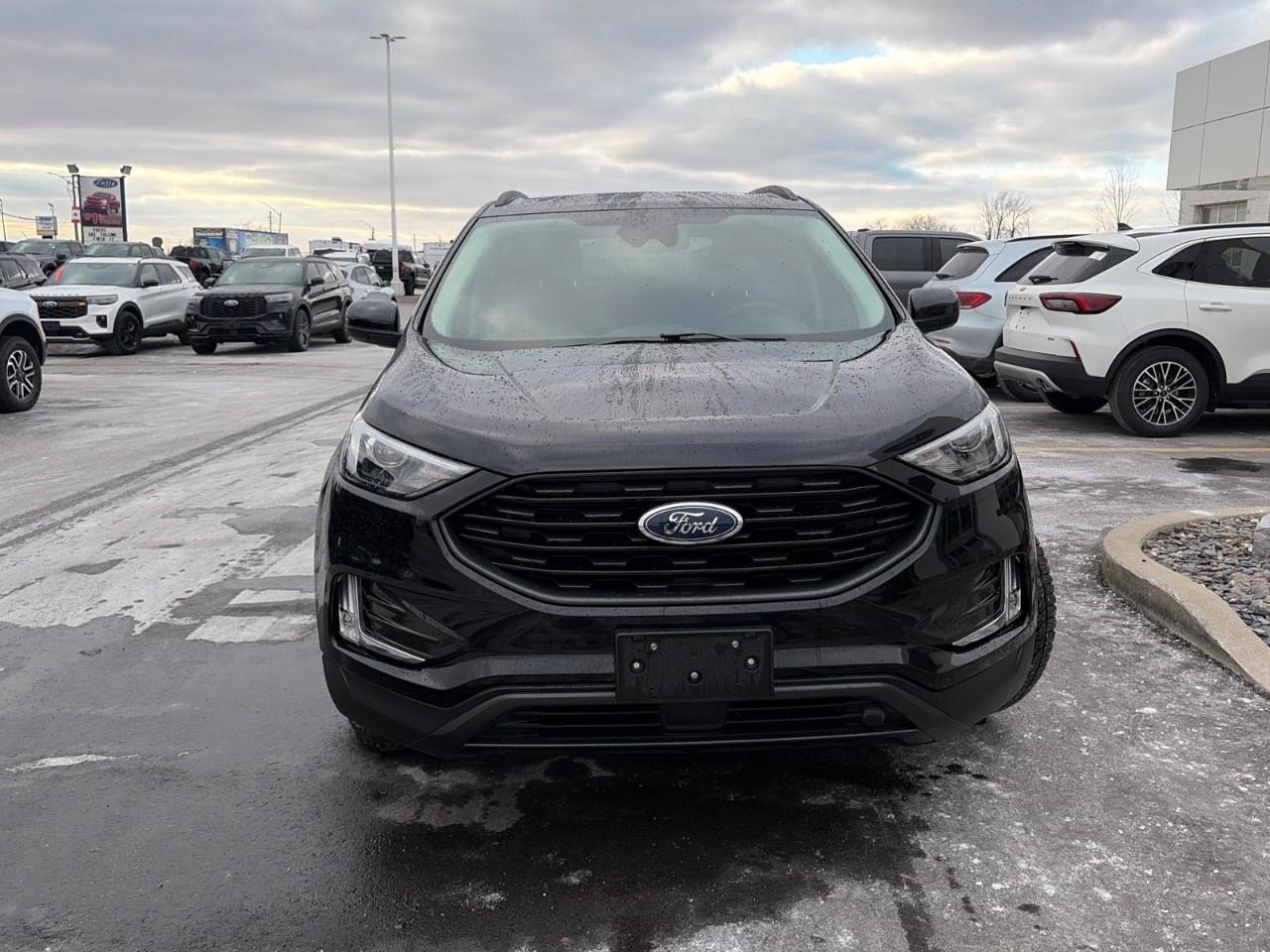 2022 Ford Edge SEL AWD Photo