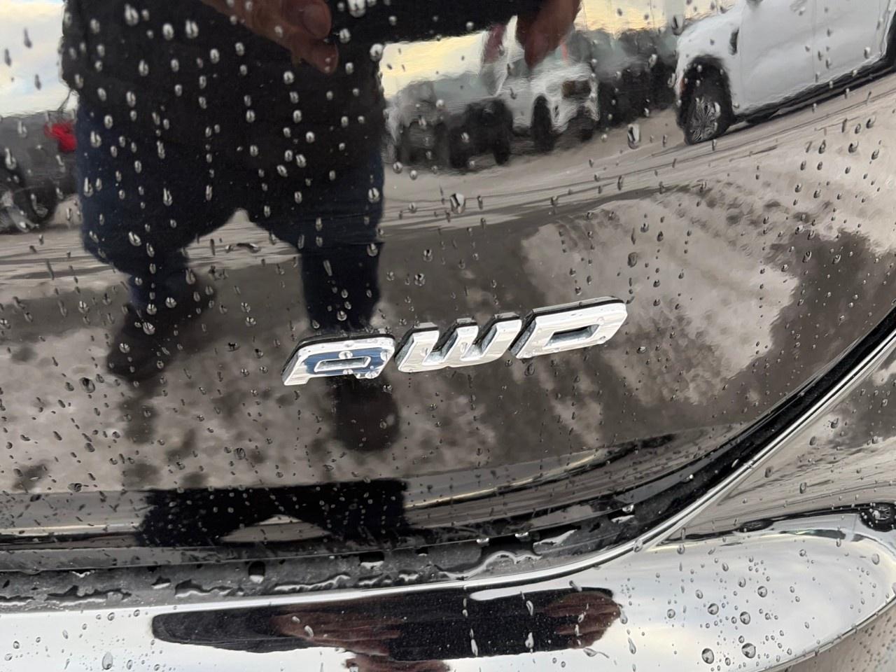 2022 Ford Edge SEL AWD Photo