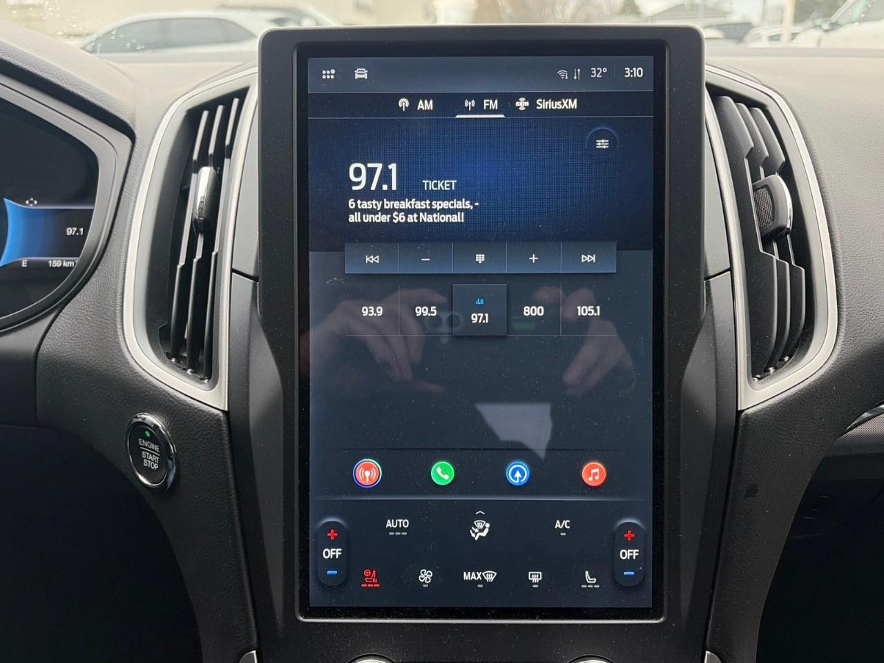 2022 Ford Edge SEL AWD Photo