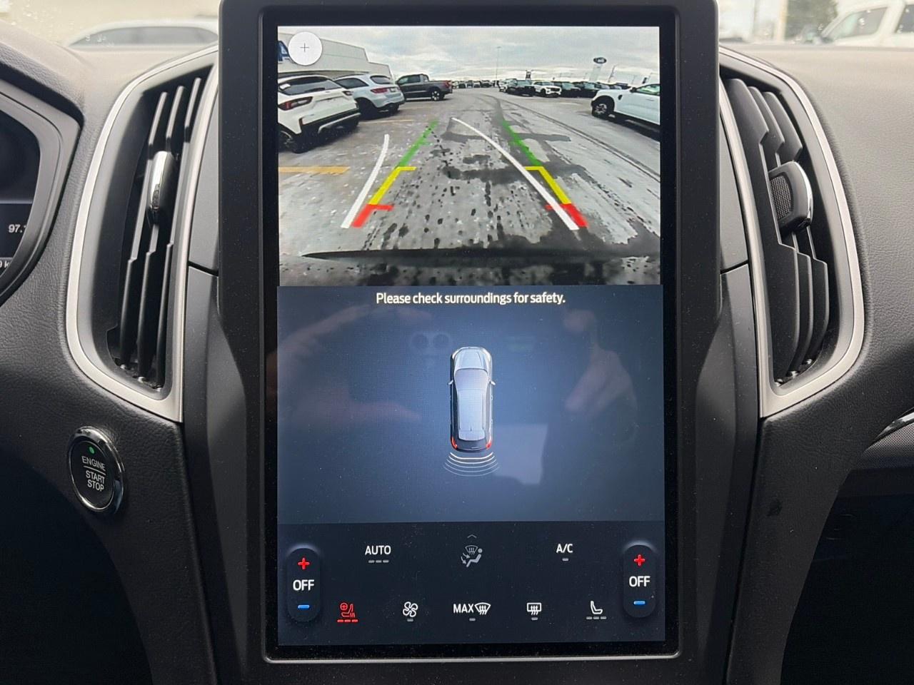 2022 Ford Edge SEL AWD Photo