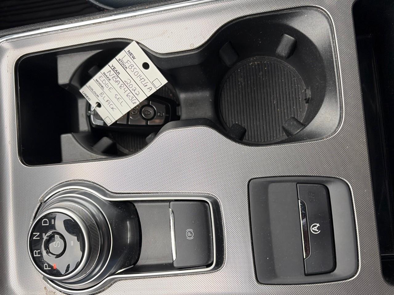 2022 Ford Edge SEL AWD Photo