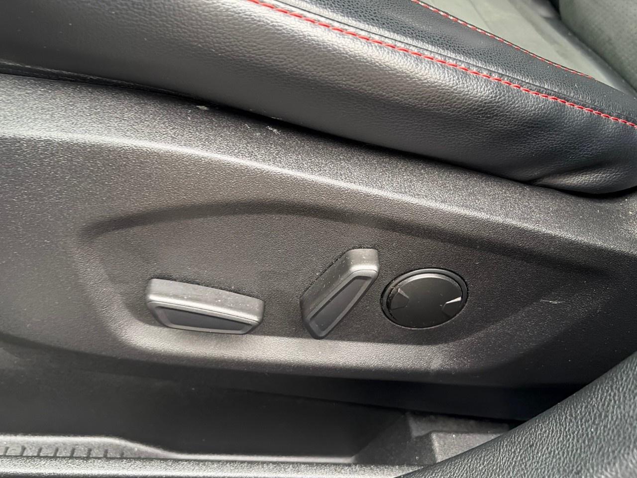 2022 Ford Edge ST Line AWD Photo