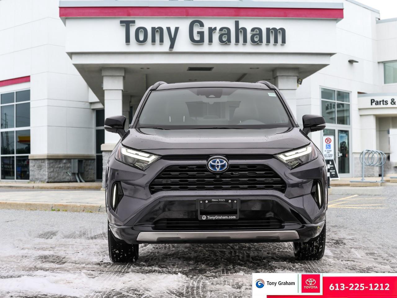 2022 Toyota RAV4 Hybrid XSE Photo