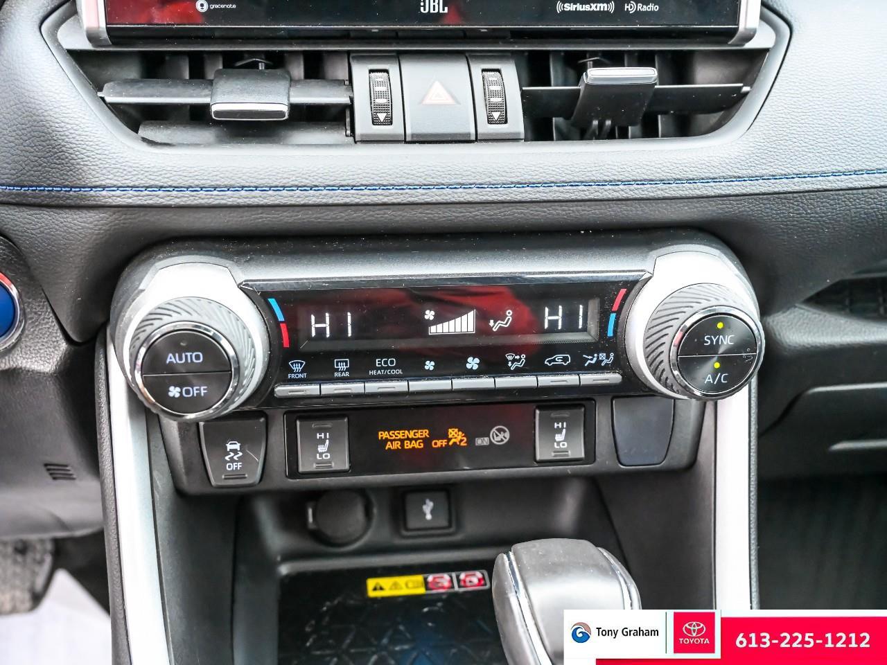 2022 Toyota RAV4 Hybrid XSE Photo