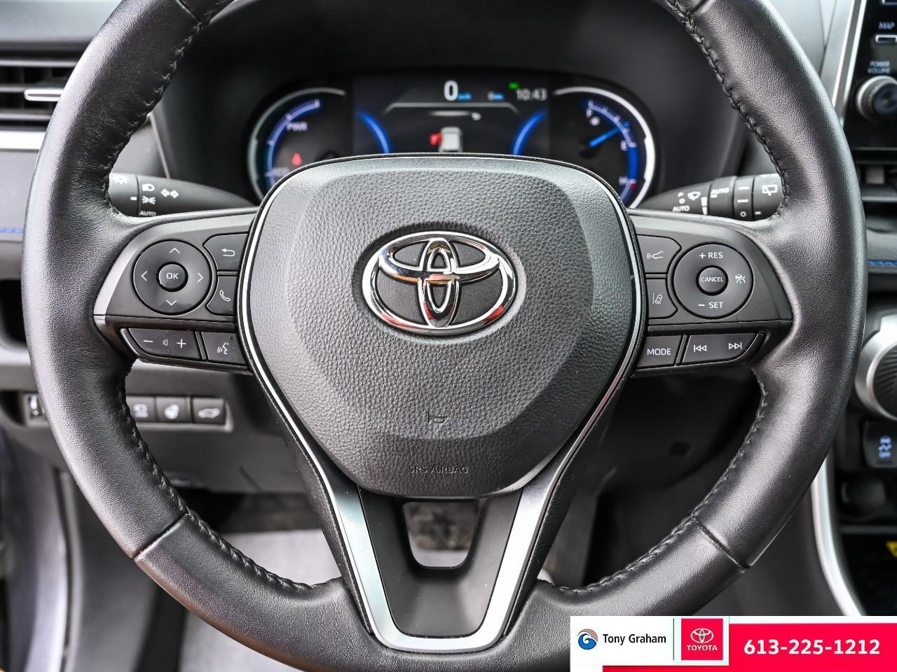 2022 Toyota RAV4 Hybrid XSE Photo