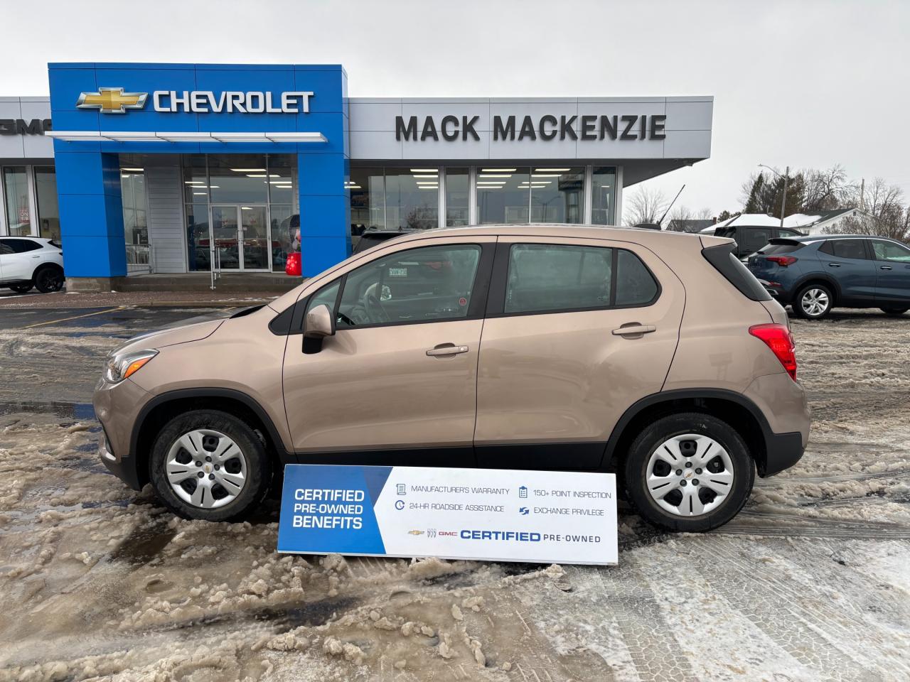 2018 Chevrolet Trax LS 2018 Chevrolet Trax FWD Photo3