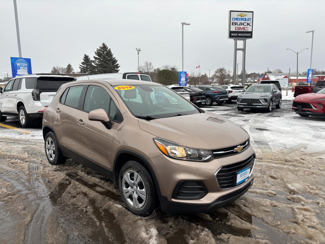 2018 Chevrolet Trax LS 2018 Chevrolet Trax FWD Photo