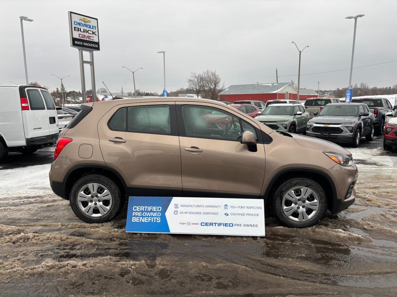 2018 Chevrolet Trax LS 2018 Chevrolet Trax FWD Photo
