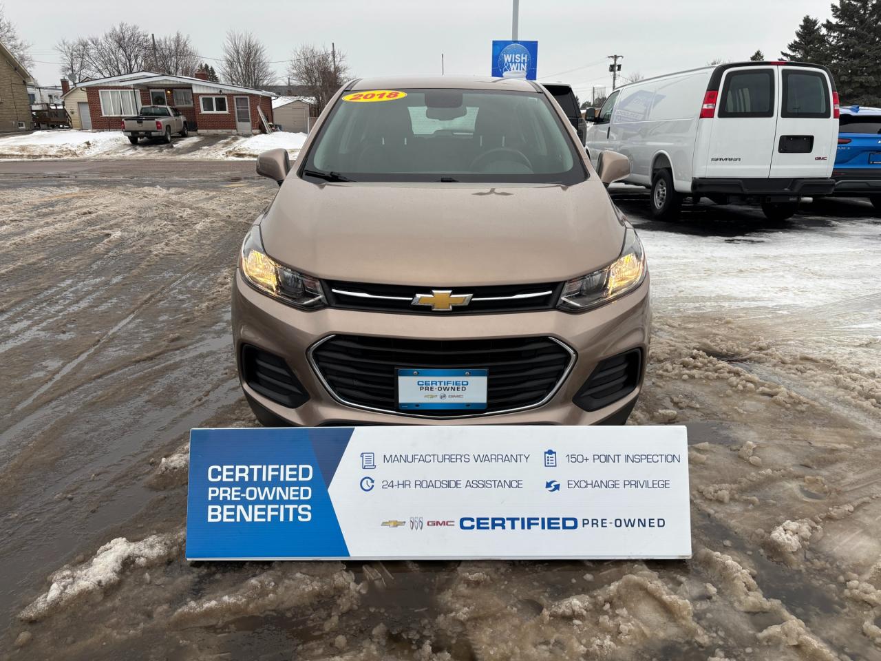 2018 Chevrolet Trax LS 2018 Chevrolet Trax FWD Photo0