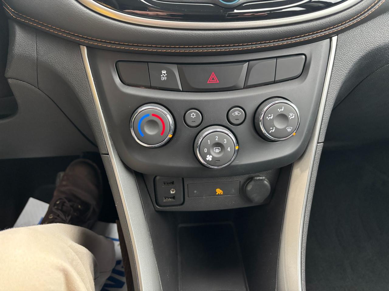 2018 Chevrolet Trax LS 2018 Chevrolet Trax FWD Photo