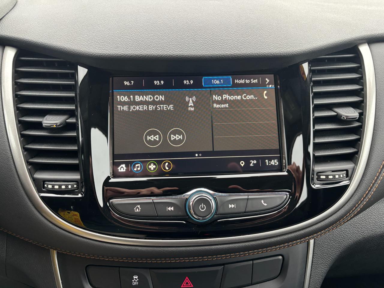 2018 Chevrolet Trax LS 2018 Chevrolet Trax FWD Photo