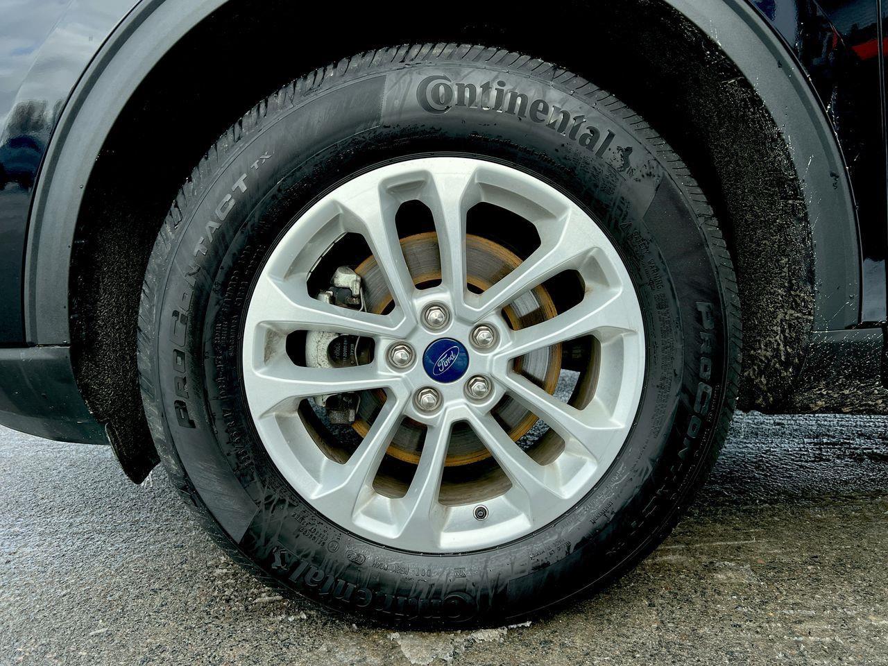 2022 Ford Escape AWD, HEATED SEATS, NAV, CRUISE CONTROL, SIRIUS XM!! Photo