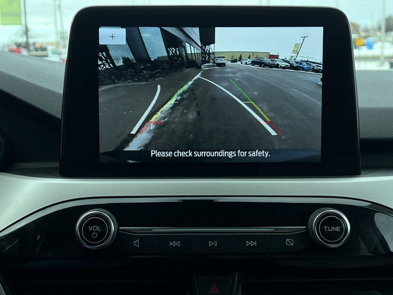 2022 Ford Escape AWD, HEATED SEATS, NAV, CRUISE CONTROL, SIRIUS XM!! Photo