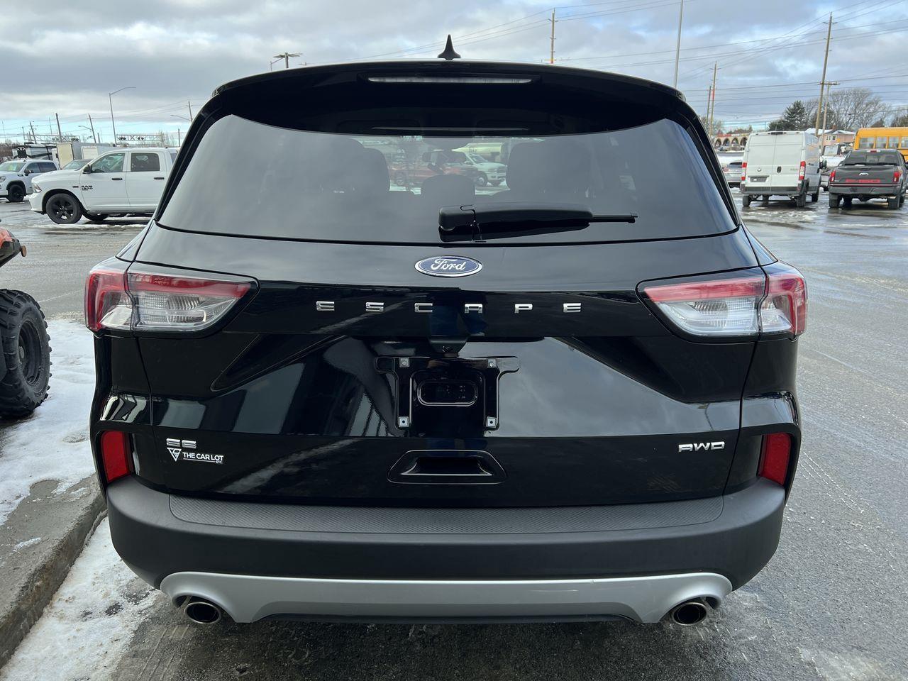 2022 Ford Escape AWD, HEATED SEATS, NAV, CRUISE CONTROL, SIRIUS XM!! Photo