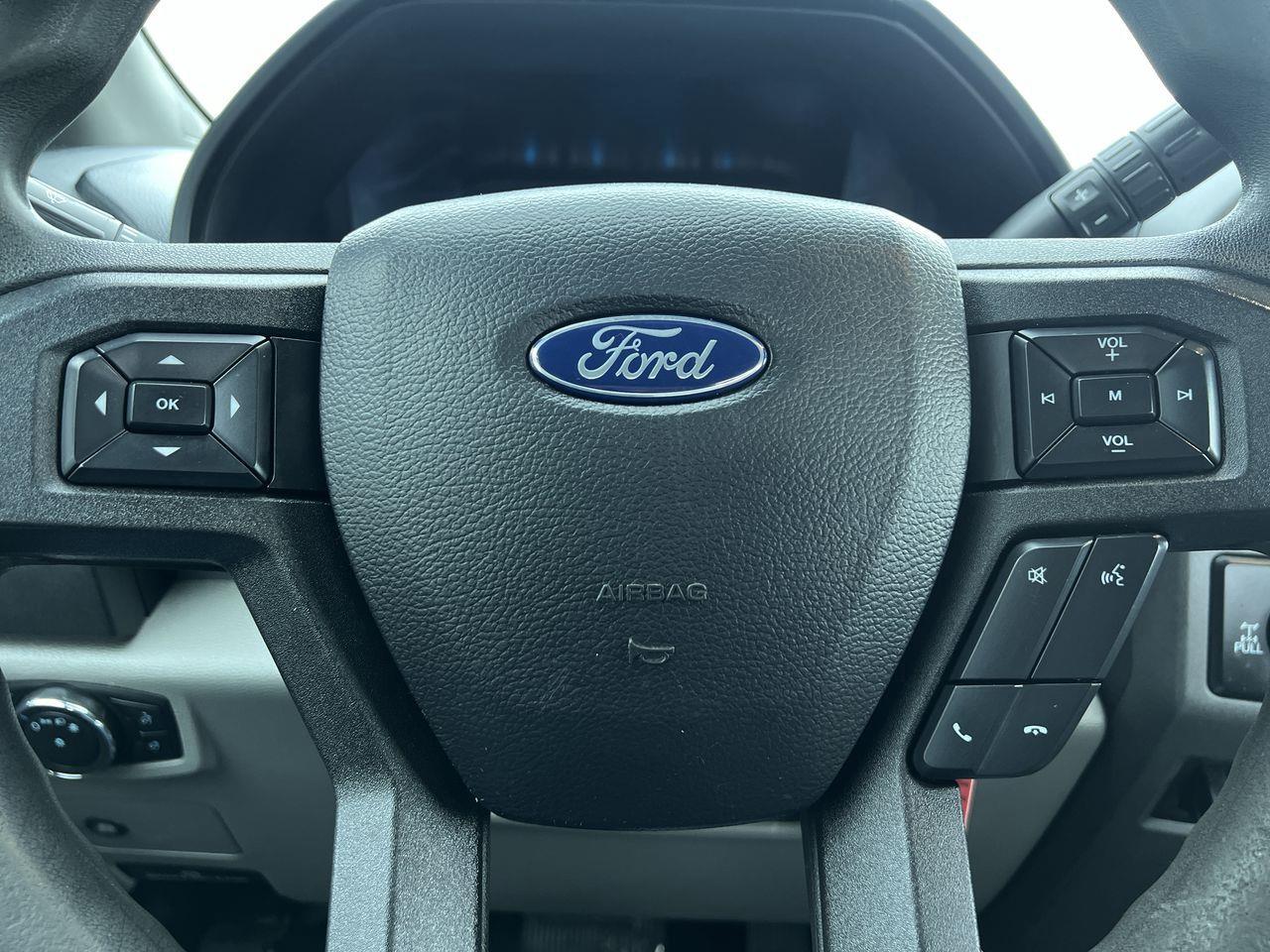 2021 Ford F-350 XL 4X4, RUNNING BOARDS, TRACTION CONTROL, SIRIUS XM!! Photo