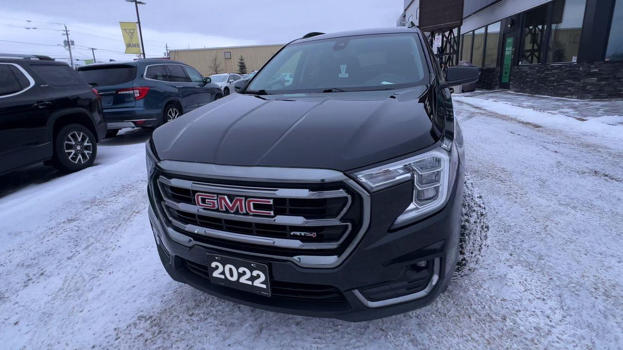 2022 GMC Terrain AT4 AWD, LEATHER SEATS, POWER LIFTGATE, CRUISE CONTROL, BACK UP CAM, SIRIUS XM!! Photo2
