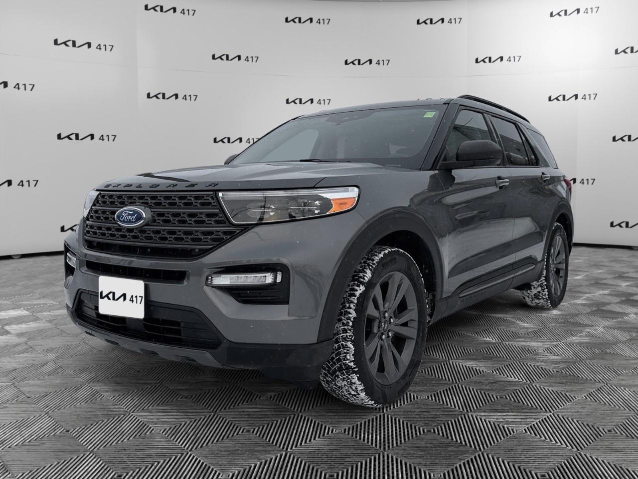 2021 Ford Explorer XLT 4WD Photo0