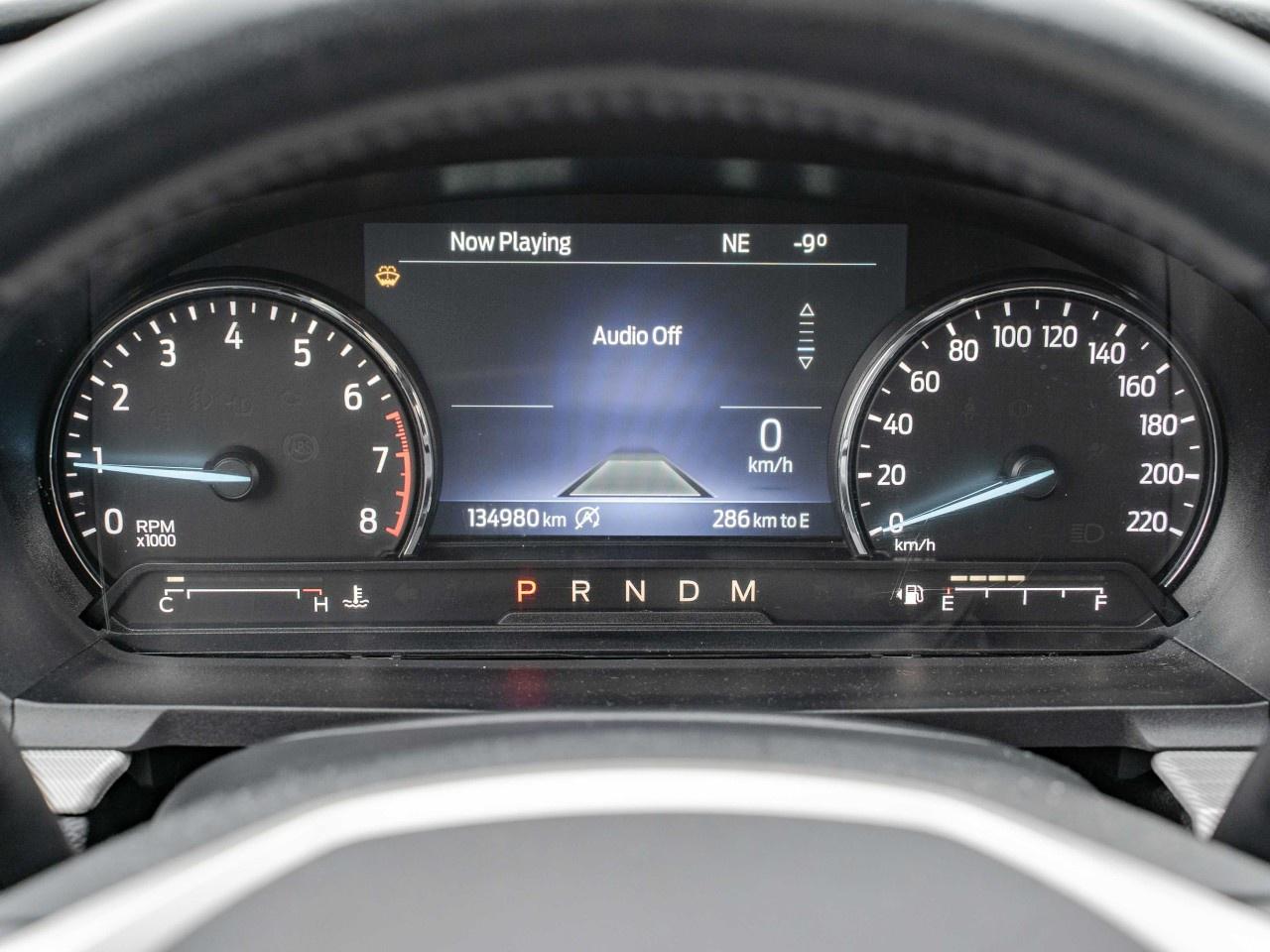 2021 Ford Explorer XLT 4WD Photo