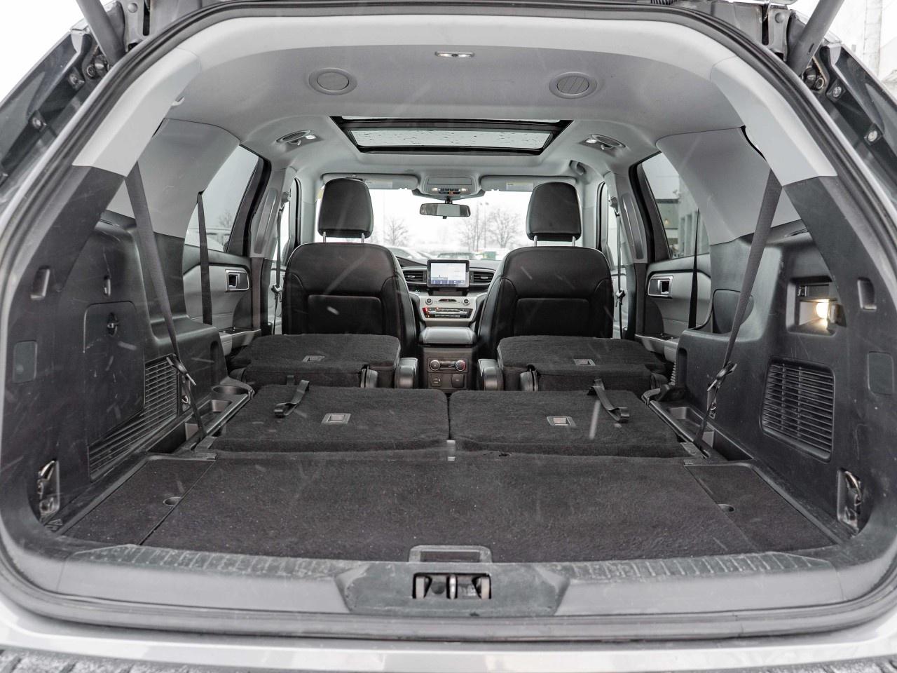 2021 Ford Explorer XLT 4WD Photo