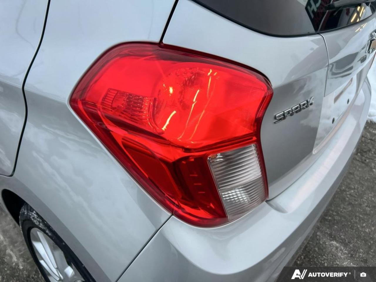 2019 Chevrolet Spark LT / BLUETOOTH / CRUISE / PWR OPTIONS / AUTO Photo