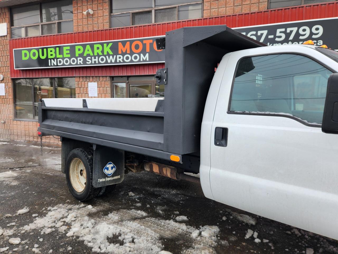 2016 Ford SUPER DUTY F-550 DRW XL SUPER DUTY F-550 WITH DUMP BED Photo