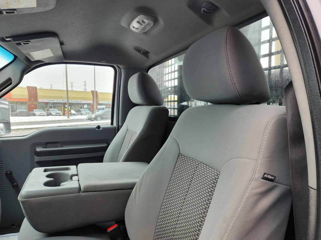 2016 Ford SUPER DUTY F-550 DRW XL SUPER DUTY F-550 WITH DUMP BED Photo