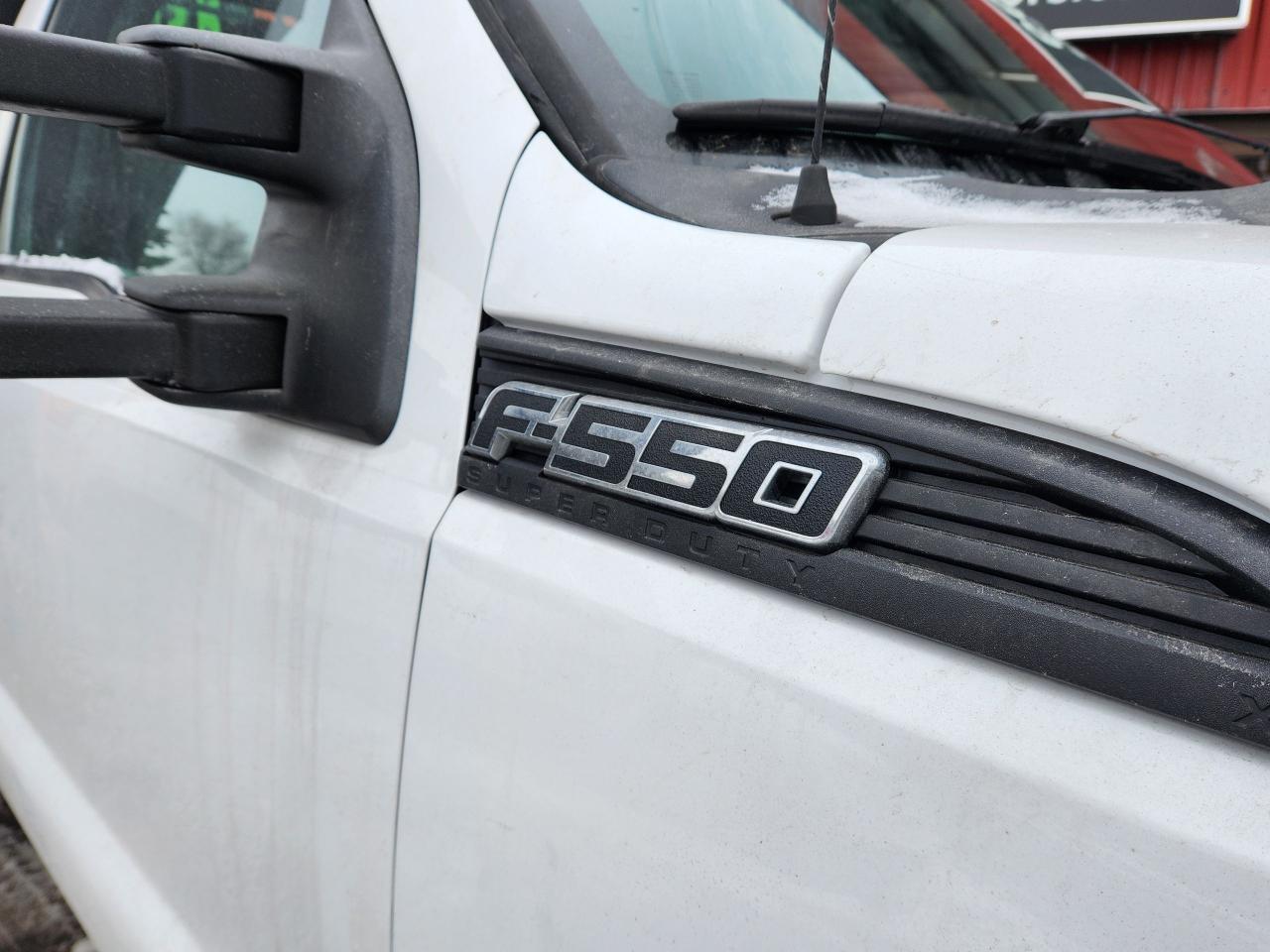 2016 Ford SUPER DUTY F-550 DRW XL SUPER DUTY F-550 WITH DUMP BED Photo