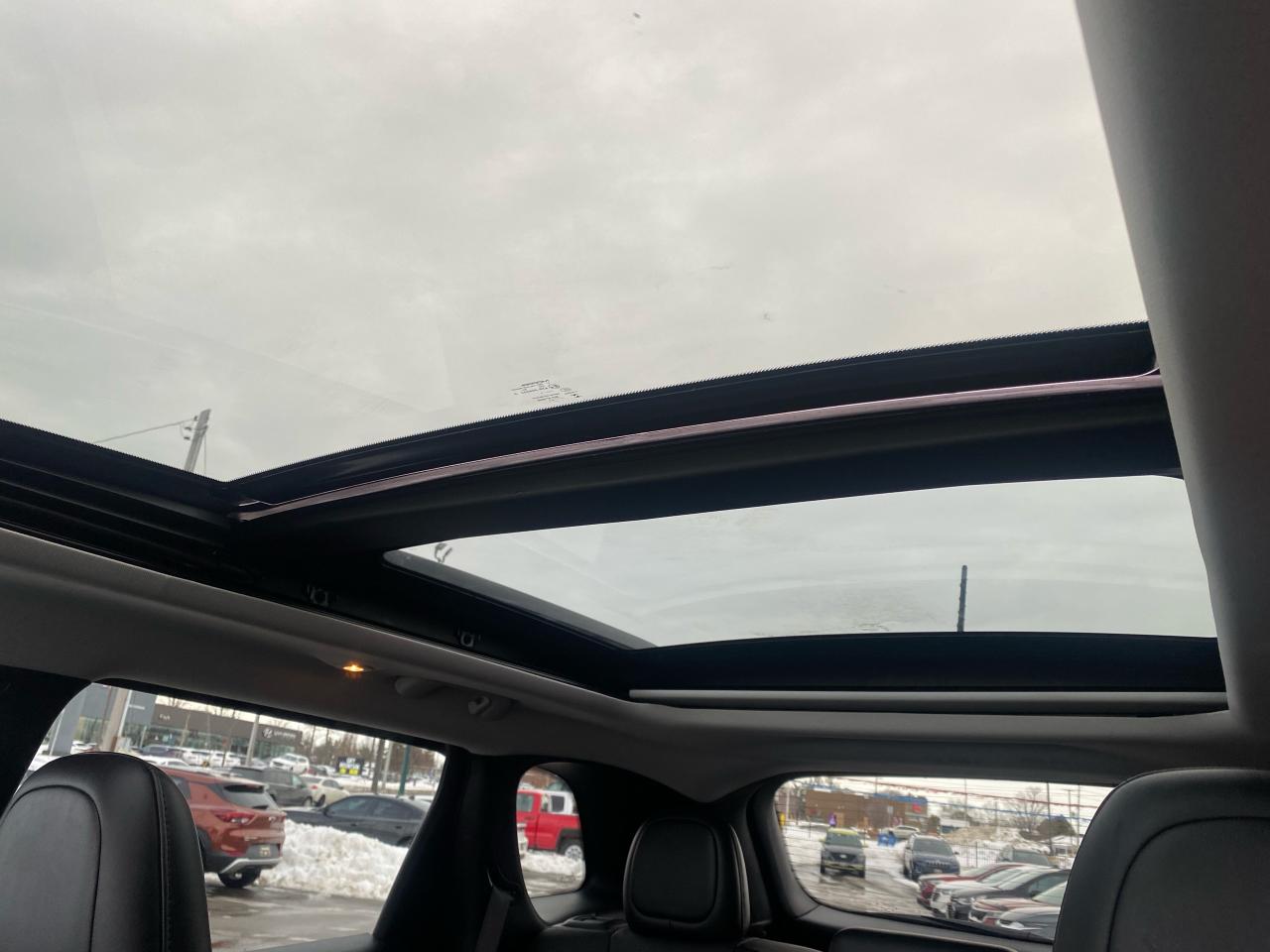 2021 Jeep Cherokee Trailhawk Elite Photo