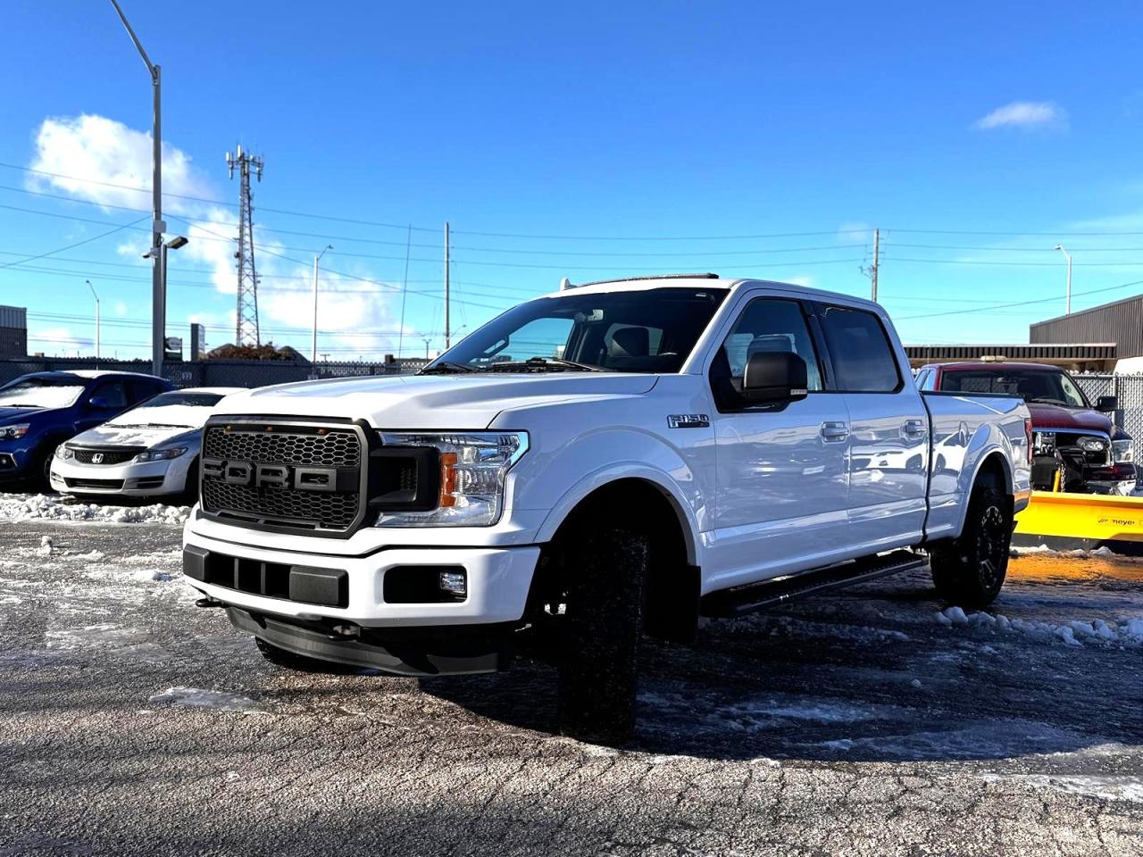 2018 Ford F-150 LOW KM XLT WITH LEATEHR NO ACCIDENT SAFETY 5.0L - Photo #4