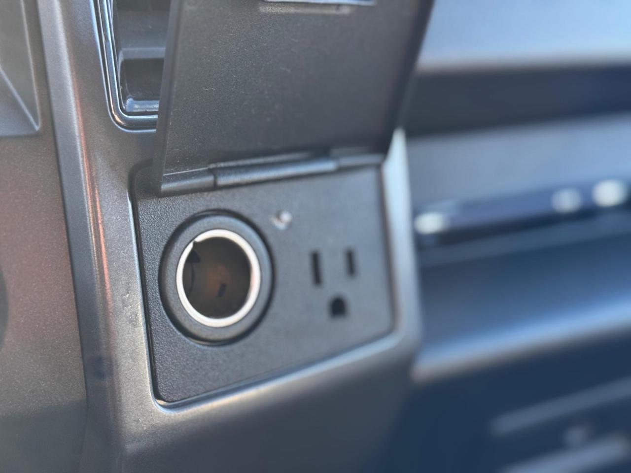 2018 Ford F-150 LOW KM XLT WITH LEATEHR NO ACCIDENT SAFETY 5.0L - Photo #22