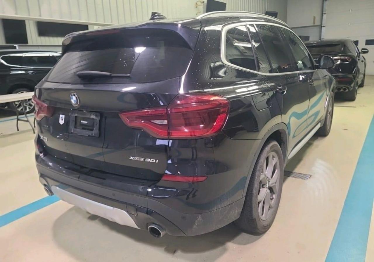 2021 BMW X3 xDrive30i Photo