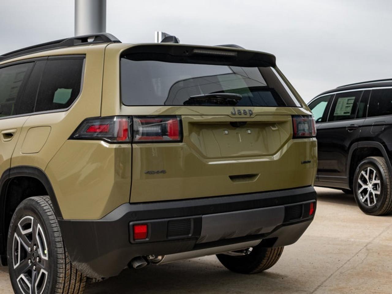 2026 Jeep Cherokee laredo Photo