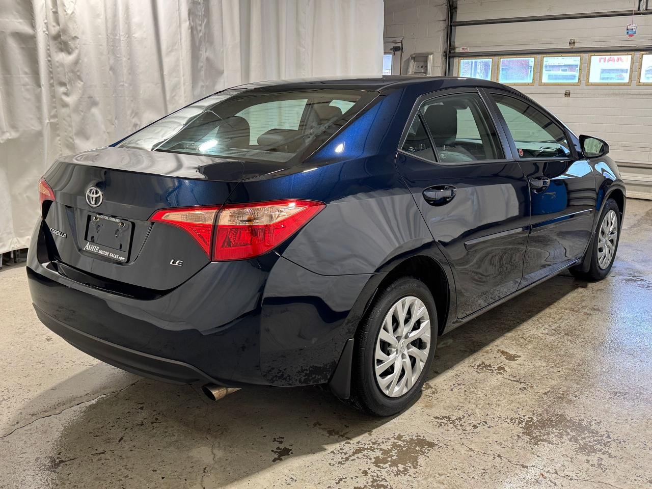 2019 Toyota Corolla LE / HEATED SEATS / TOYOTA SAFETY Photo3